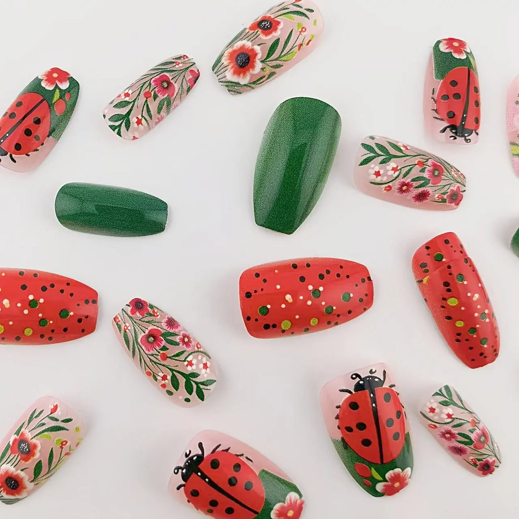 24pcs of Green Spring/Summer Style Wearable Nails, Small Fresh Flower Red False Nail Stickers, Seven-Star Ladybug Sweet Girl Ins Style Finger Nails