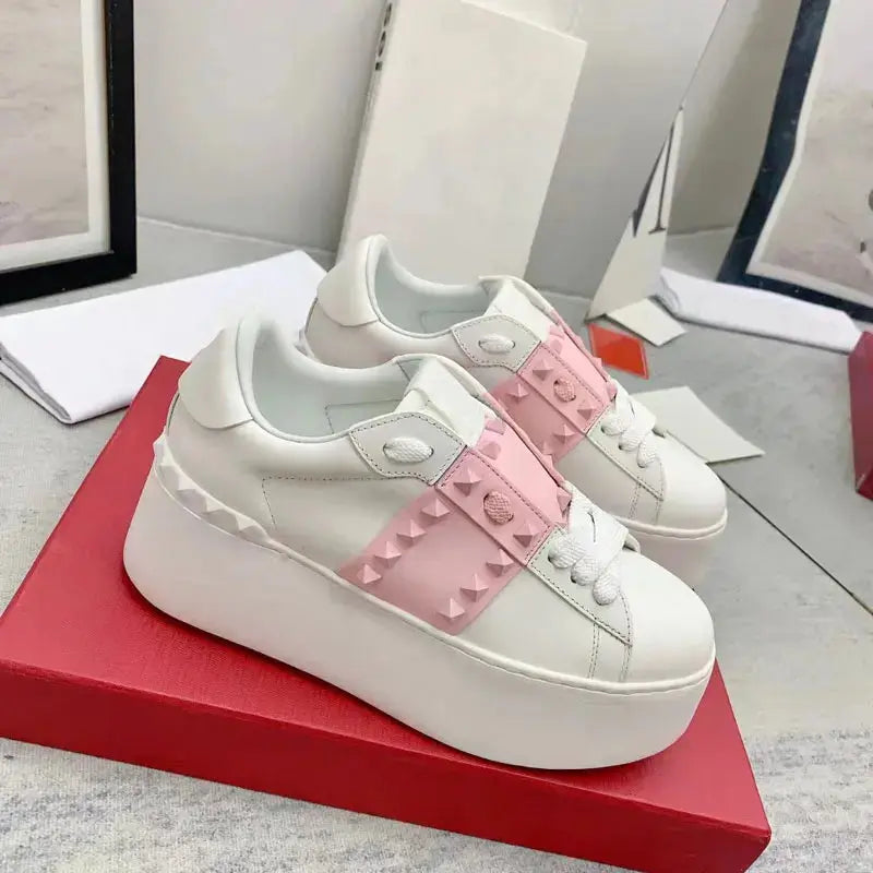 Top Quality Flat Genuine Leather Heightening Designer Sneakers Fashion Thick Soled Rivet Walking Style Shoes Casual Women Shoes