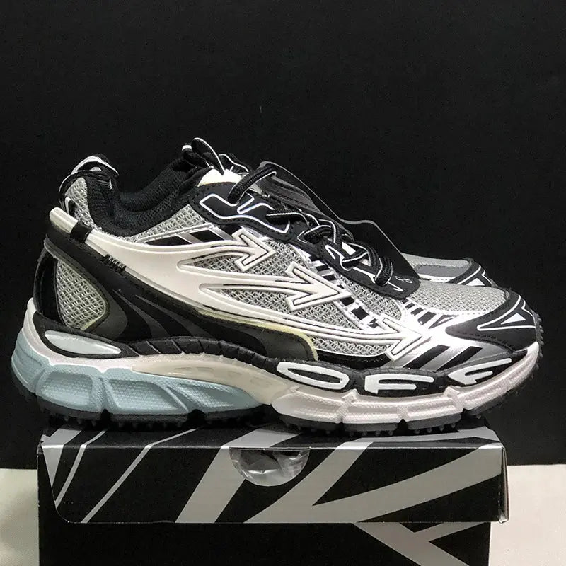 2026 Designer White Sneakers for Women and Men 'Be Right Back' Logo Decorated with Lace-Up Stitching Mesh Lining Casual Shoes