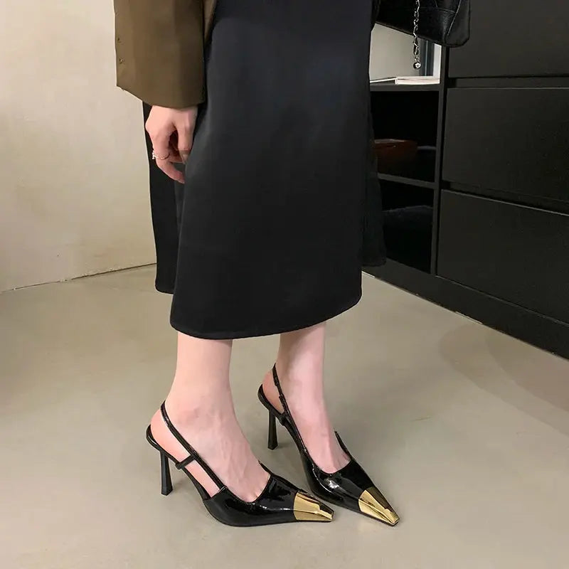 2025 Black Italian Style Women's Shoes Mature and Sexy Martel Toe Slingshot Sandals Elegant White-collar Metal Toe Cap