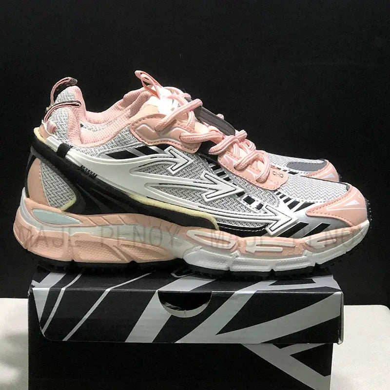 2026 Designer White Sneakers for Women and Men 'Be Right Back' Logo Decorated with Lace-Up Stitching Mesh Lining Casual Shoes