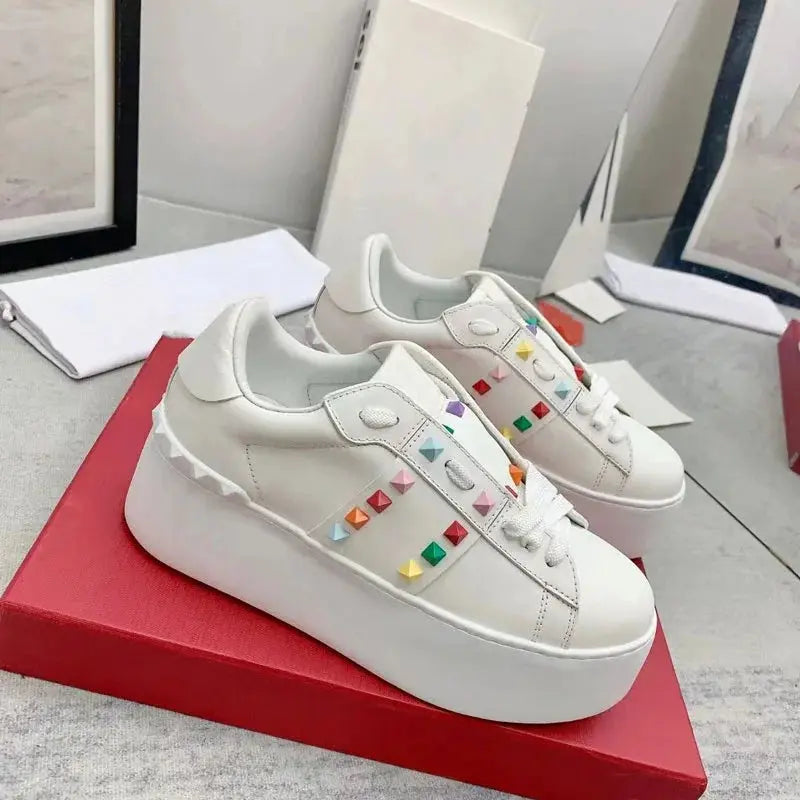 Top Quality Flat Genuine Leather Heightening Designer Sneakers Fashion Thick Soled Rivet Walking Style Shoes Casual Women Shoes