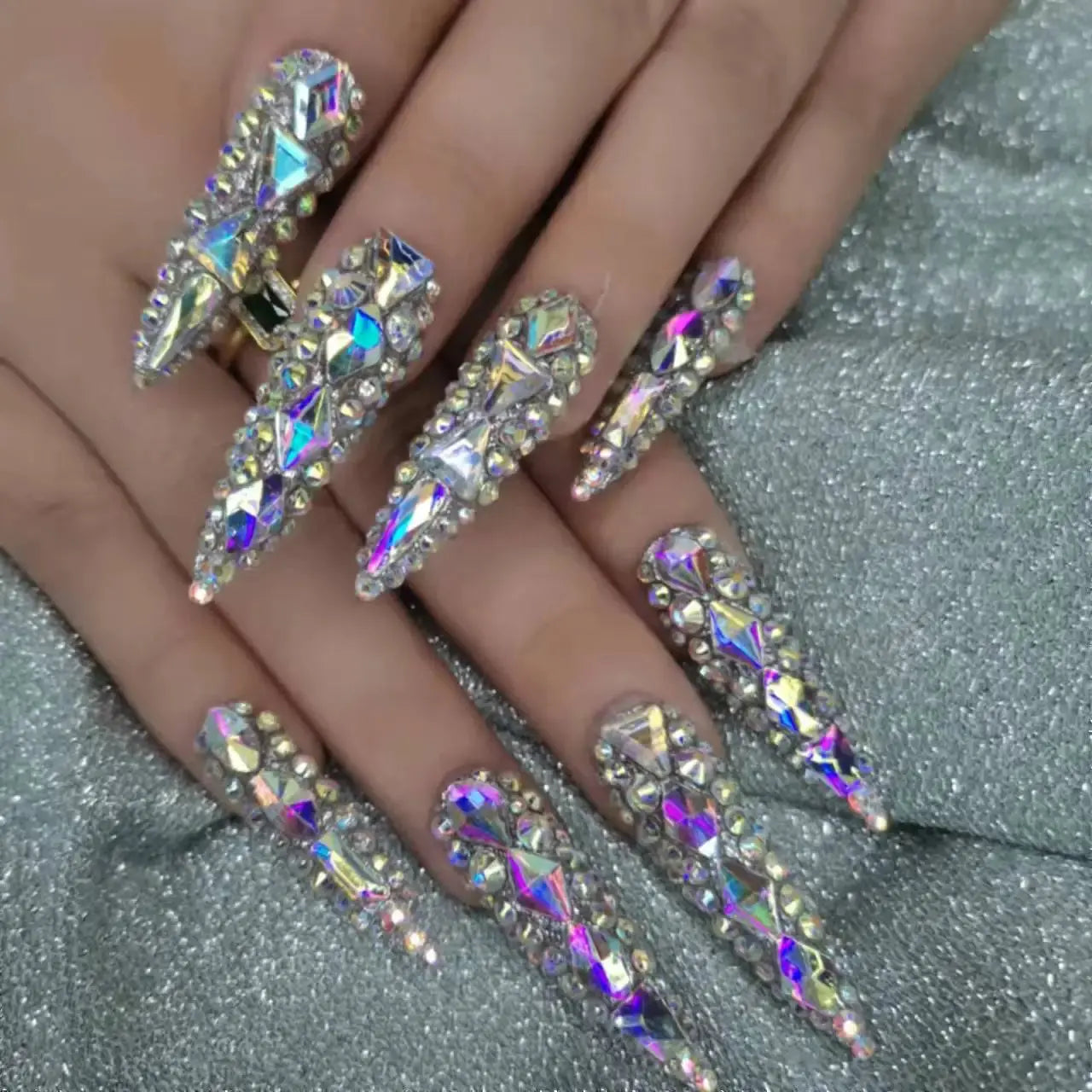 2026 Custom Acrylic Artificial Fingernails Handmade Press-on Nails with Logo Unique New Style Customized Packaging for Designers