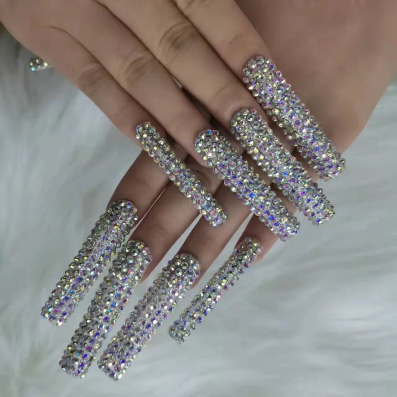 2026 Custom Acrylic Artificial Fingernails Handmade Press-on Nails with Logo Unique New Style Customized Packaging for Designers