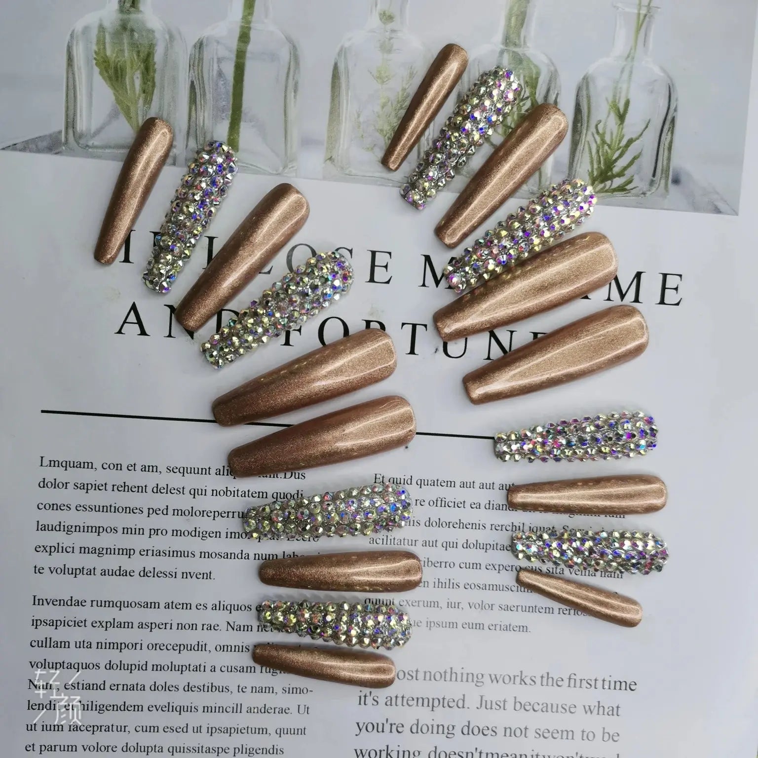 2026 Custom Acrylic Artificial Fingernails Handmade Press-on Nails with Logo Unique New Style Customized Packaging for Designers