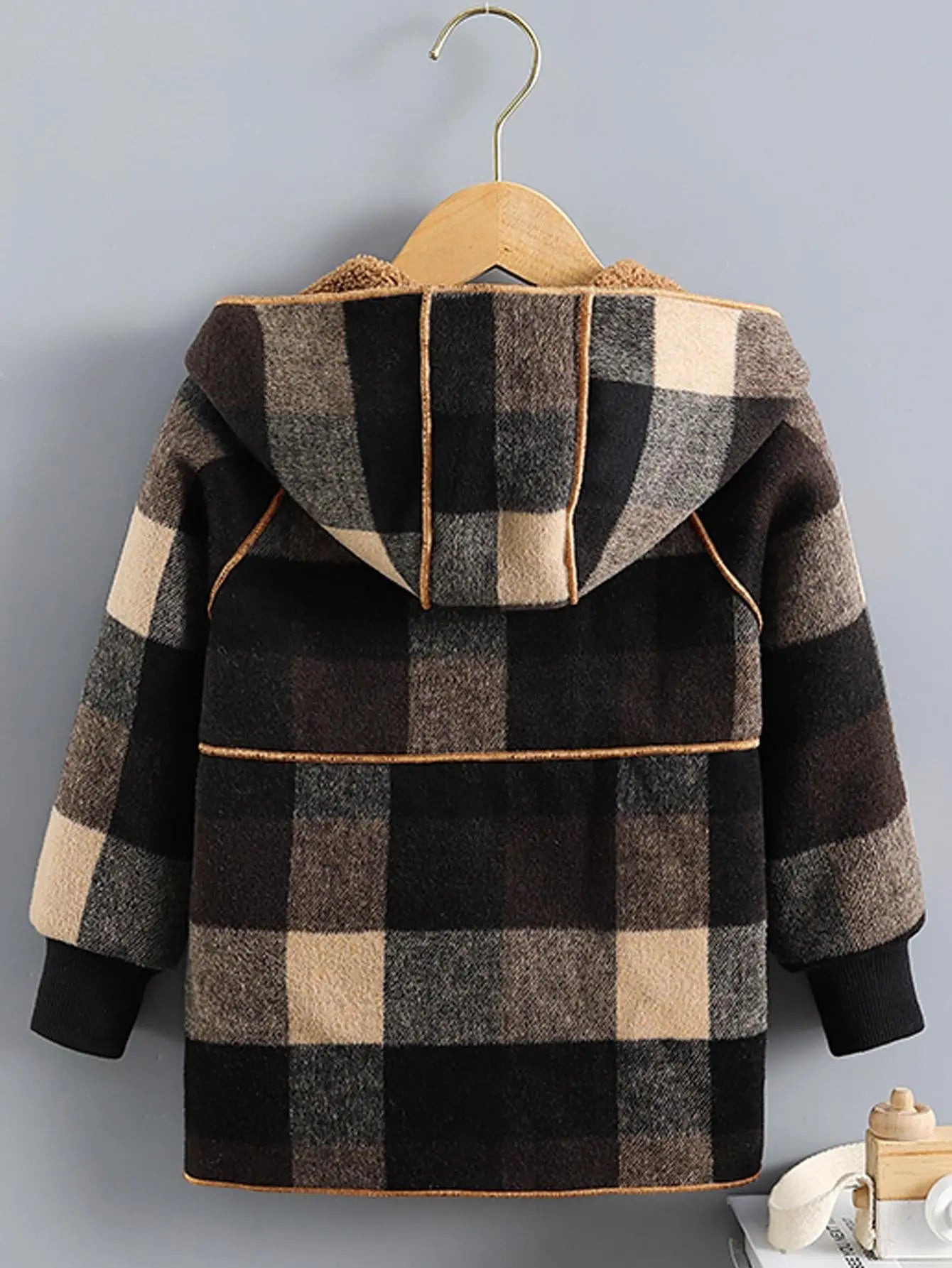 Boys' Long Sleeve Plaid Fleece-Lined Jacket with Button Front & Pockets - Cozy Fall/Winter Warmth, Casual Cardigan Collar, Brown/ Tartan Pattern, Machine Washable For Outdoor Play & Casual Attire, Winter Jacket For Boys, Fall Avivanastore